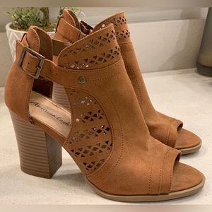 New with tags, block heels bootie/ sandals